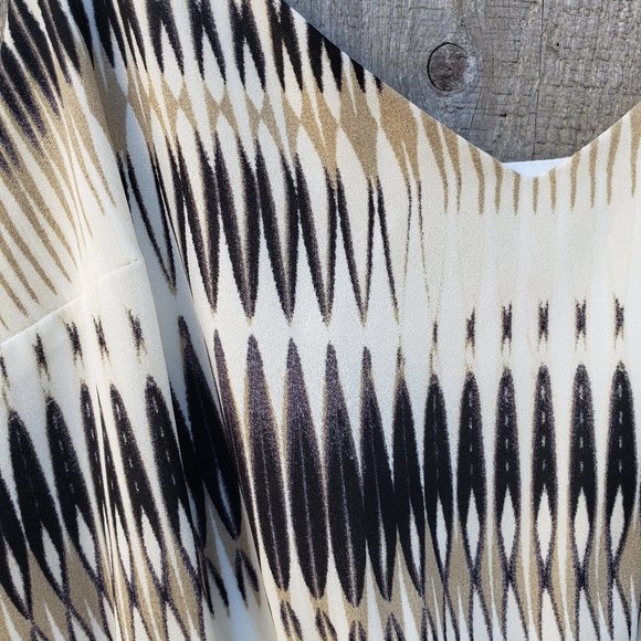 Vince Camuto Linear Echoes Print Dress - Size PXS - Picture 6 of 12